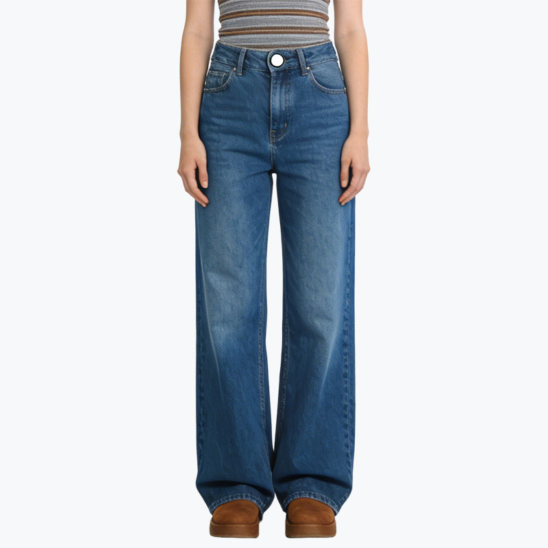 classic-wash-basic-draped-loose-straight-leg-jeans